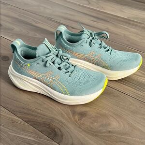 Asics Gel-Nimbus 26 size 7.5